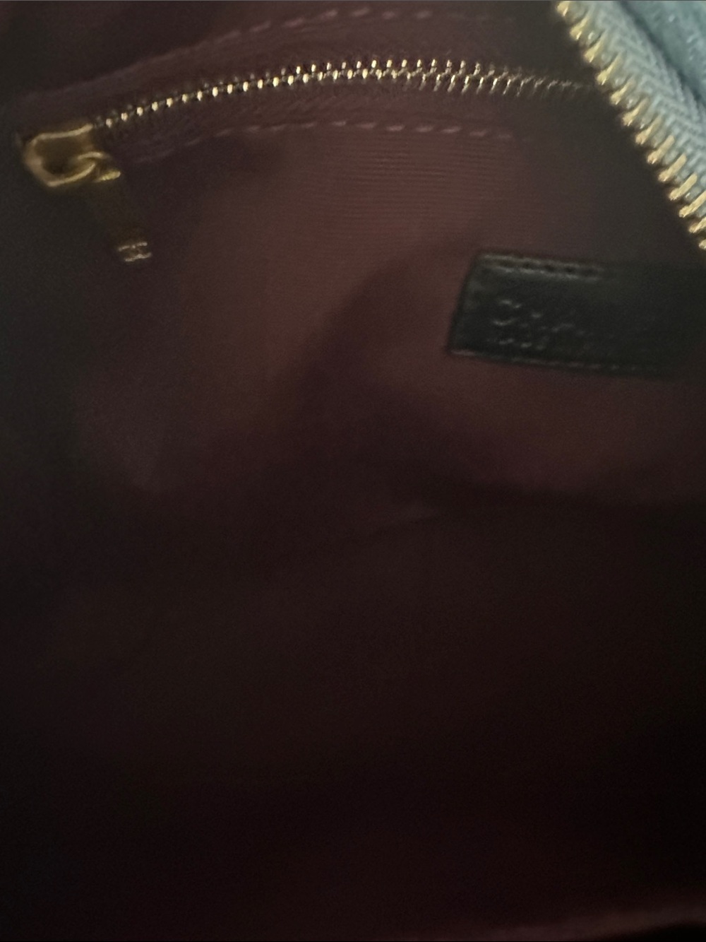 Quilted Blue Shoulder Bag with Gold Chain not authentic - Picture 8 of 10